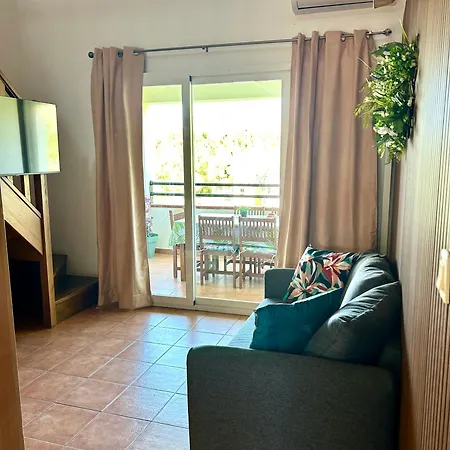 Superbe T3 En Duplex Dans Résidence En Bord De *